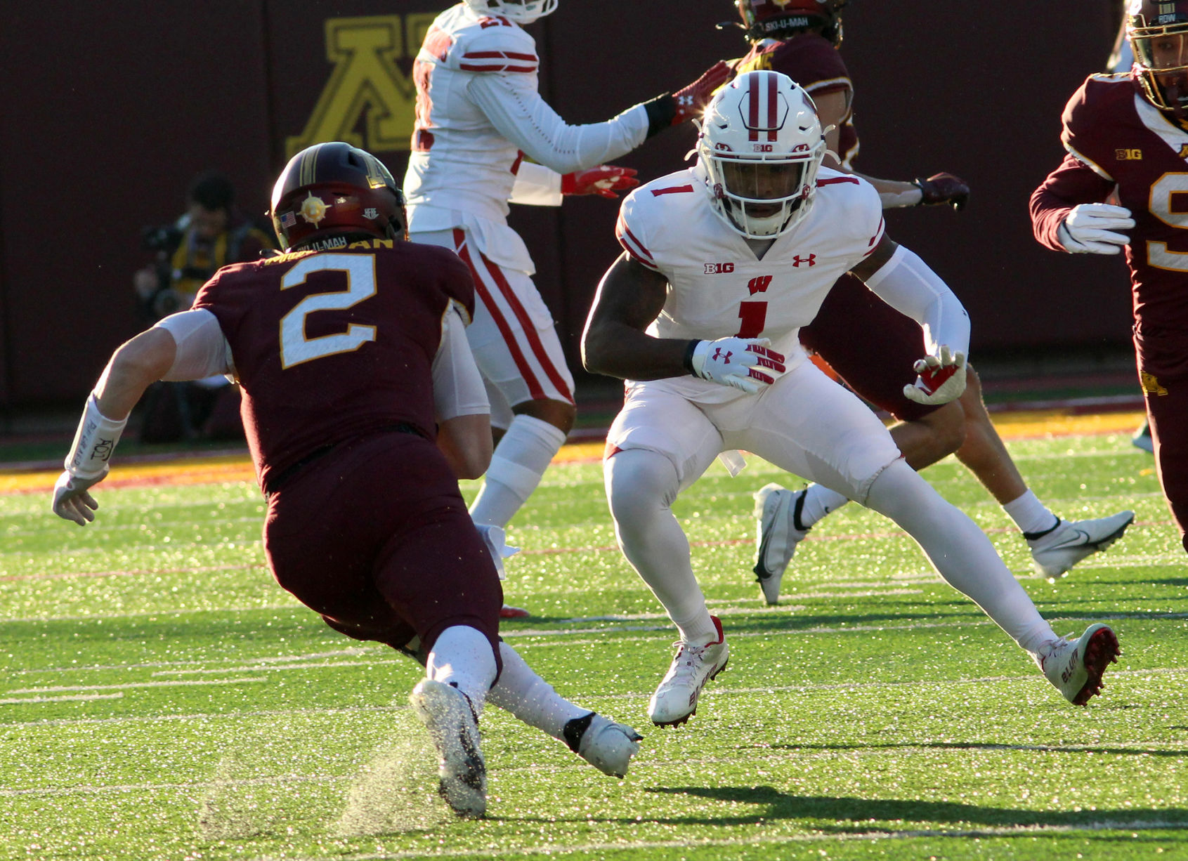 Wisconsin football at Minnesota 11-27-21